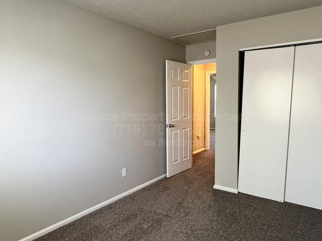 Building Photo - 5851 Granby Hill Dr