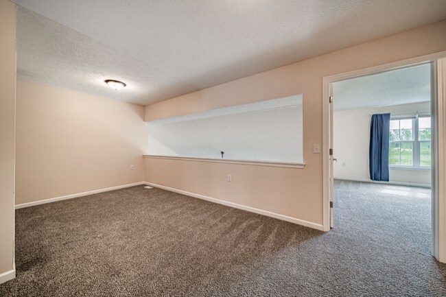 Building Photo - 6535 Bayside Dr