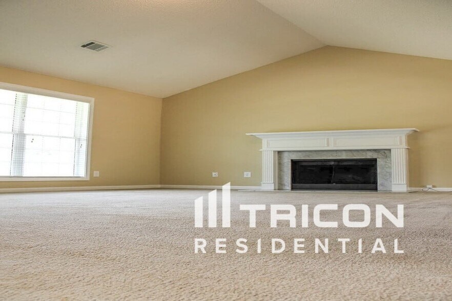 Building Photo - 1693 Bismarck Cir