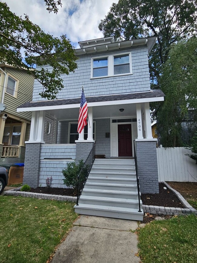 Primary Photo - COLONIAL PLACE