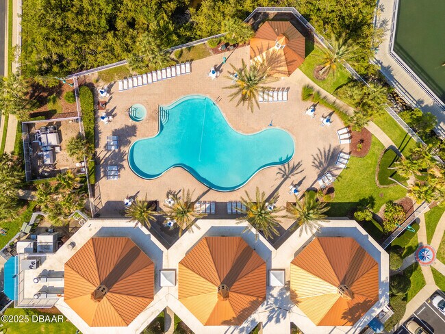 Building Photo - 4650 Links Village Dr