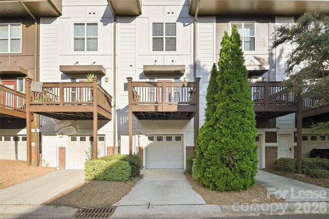 Building Photo - 732 Seigle Point Dr