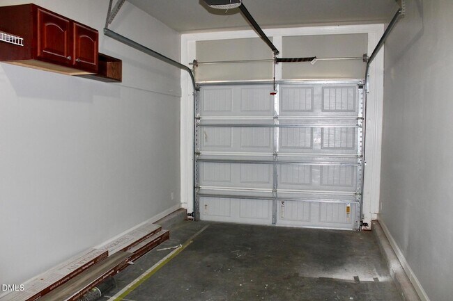 Building Photo - 318 Longchamp Ln