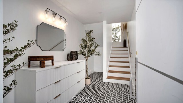 Building Photo - 1351 Seward St