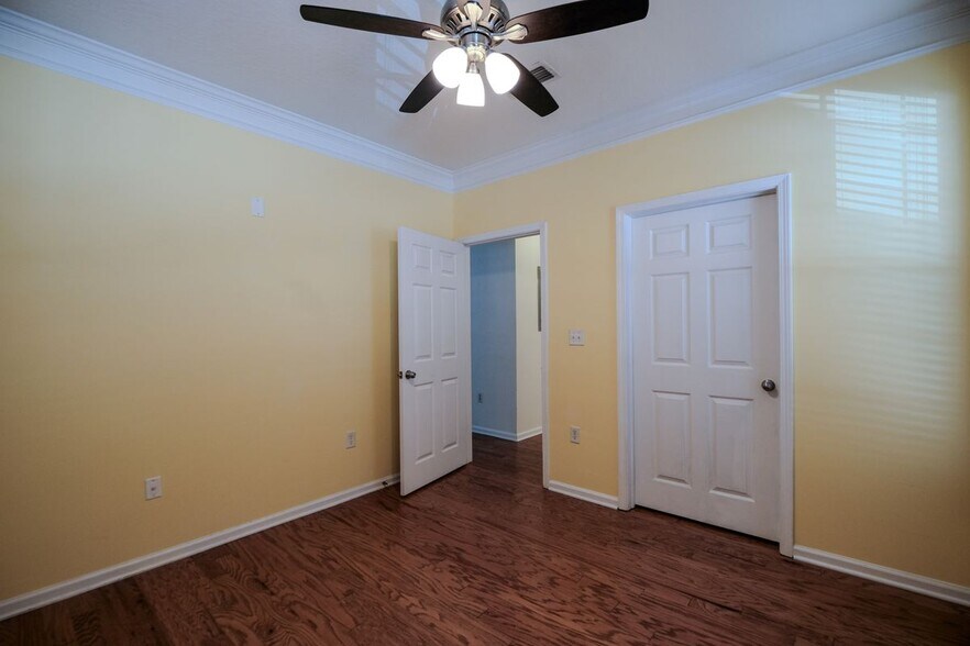 Building Photo - 4007 Westchester Ridge NE