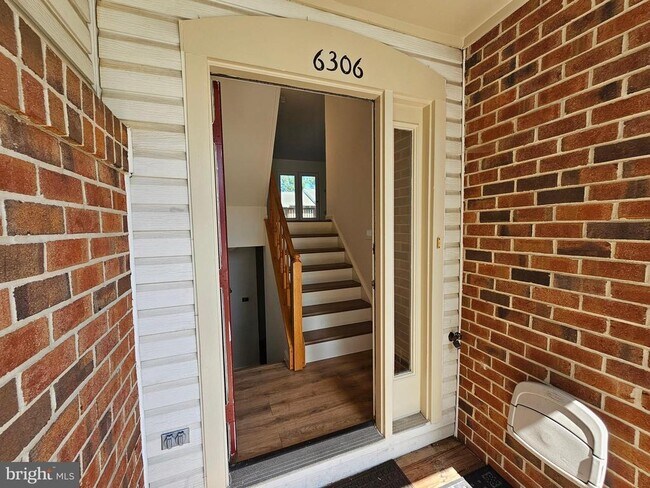 Building Photo - 6306 Over See Ct