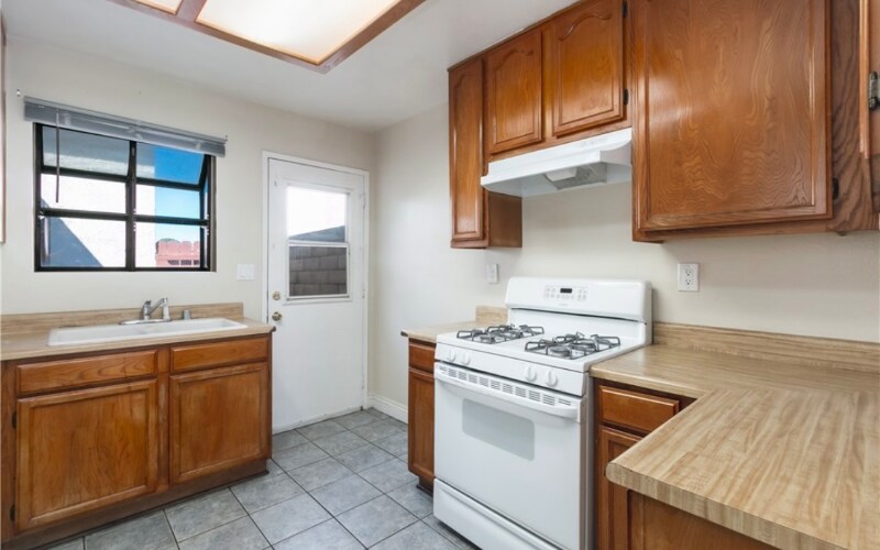 Building Photo - 2260 E Ave Q4