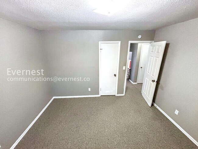 Building Photo - PROMO: Get $500 Off the First Month's Rent!3 Bed, 2 Bath Home with Garage / Available Now!