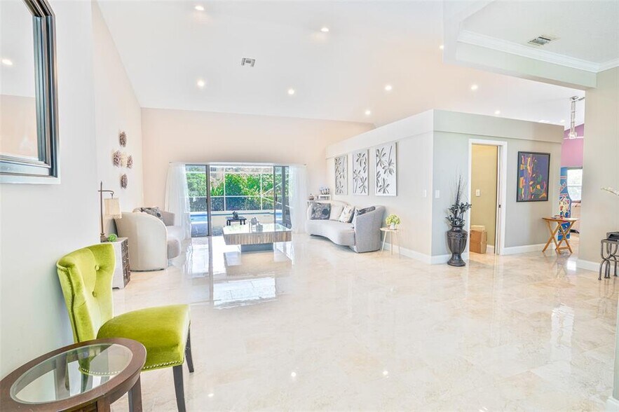 Building Photo - 6429 NW 50th St