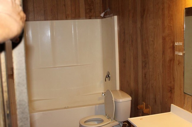 Building Photo - 215 Trewhill Parkway