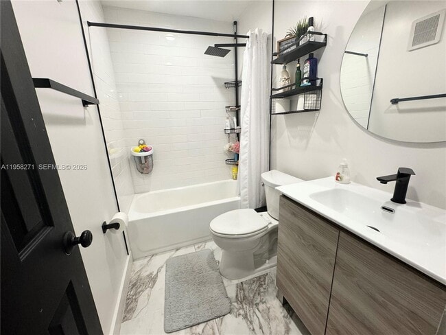 Building Photo - 14849 SW 114th Ct