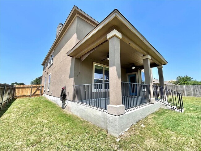 Building Photo - 31455 Kingsway Rd