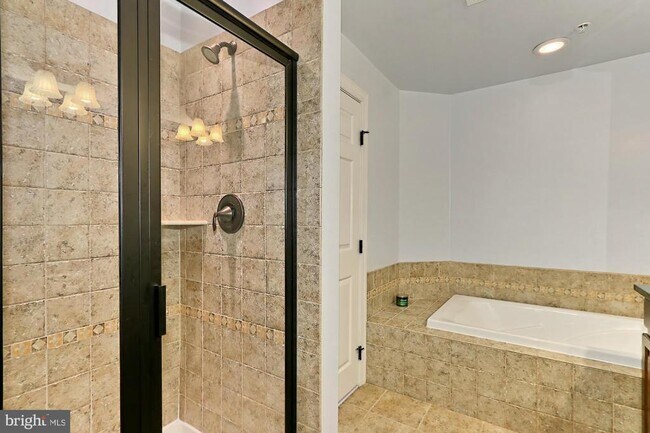 Building Photo - 478 Ferdinand Day Dr