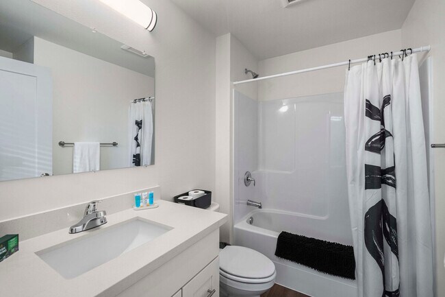 Building Photo - 4502 S Puget Sound Ave