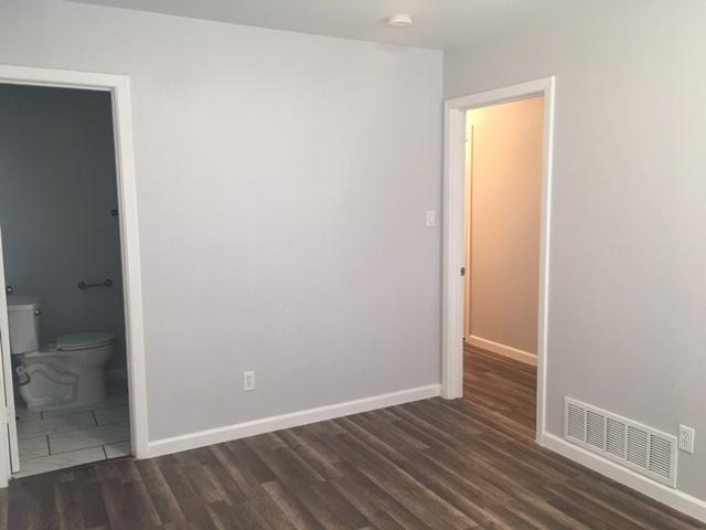 Bedroom 1 - 510 W Oak St