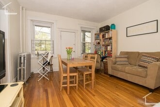 Building Photo - 9 Egremont Rd