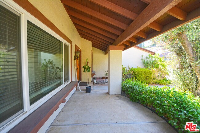 Building Photo - 3025 Morningside Dr
