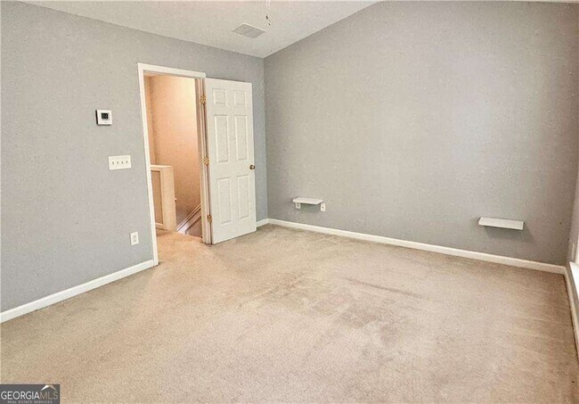 Building Photo - 3389 Lathenview Ct