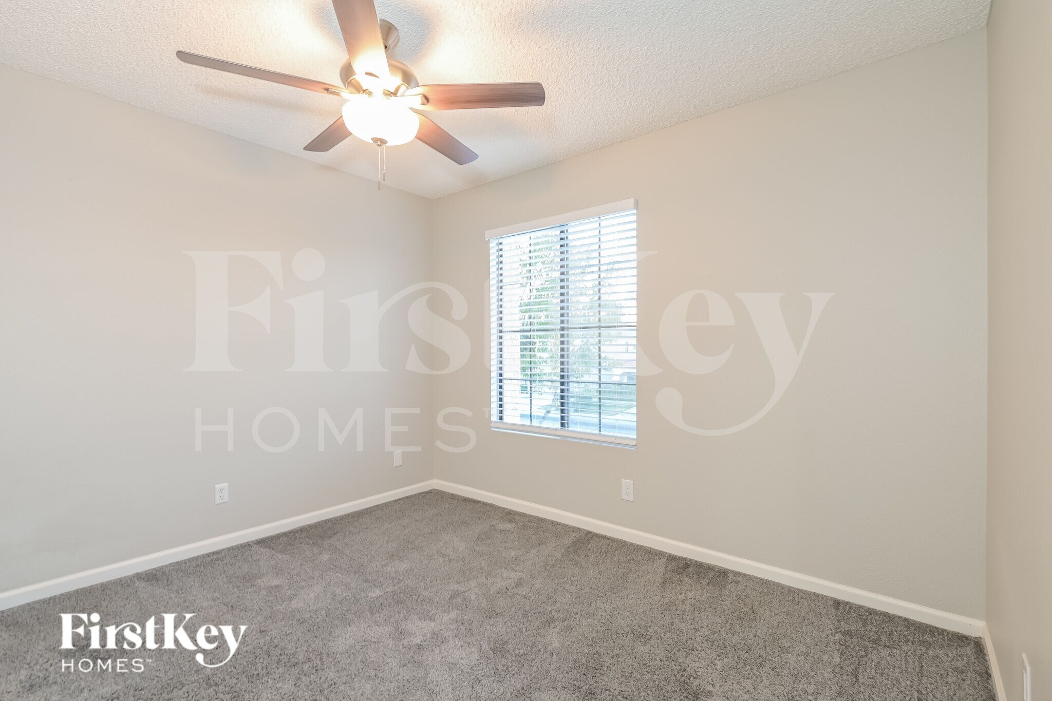 Building Photo - 2017 Waverly Cir