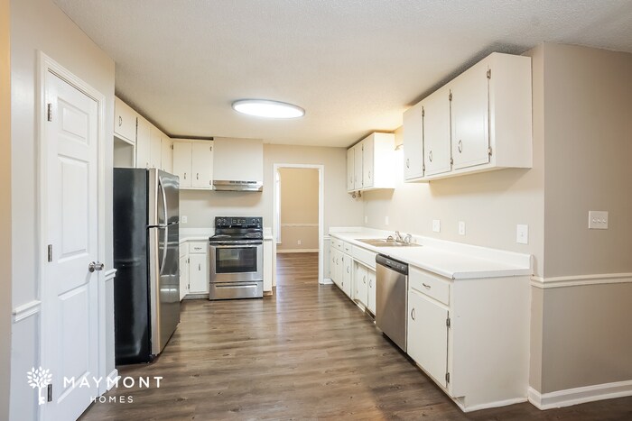 Building Photo - 2161 Bauling Ln