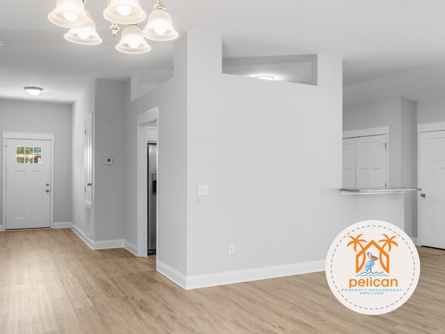 Building Photo - Beautiful Rental Home in Navarre, FL