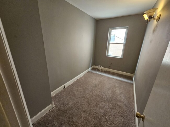 Building Photo - 3BR/2BA Townhome in Pigtown