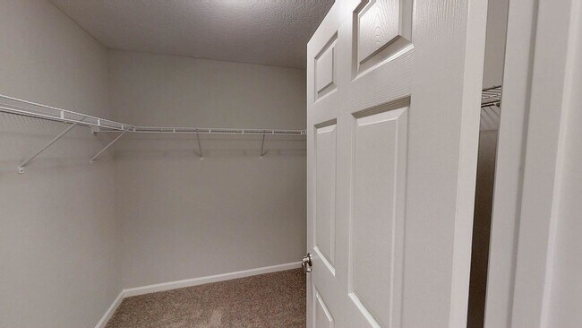 Building Photo - 1428 Talbott St