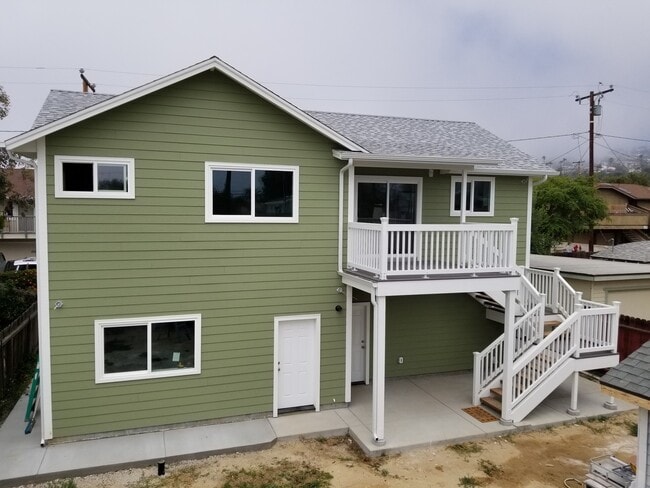 Primary Photo - 103 S Santa Rosa St