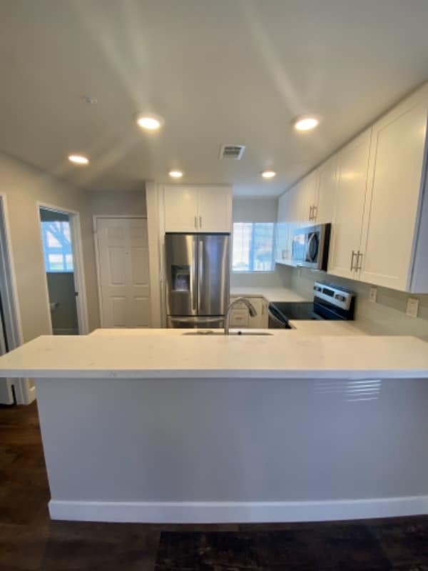 Building Photo - 8929 Arlingdale Way
