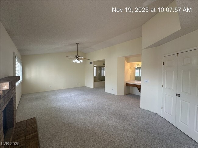 Building Photo - 398 Decareo Ct