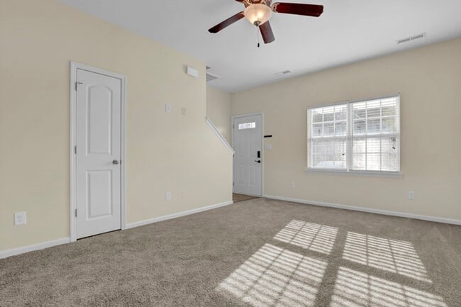 Building Photo - 505 Oyster Rock Ln