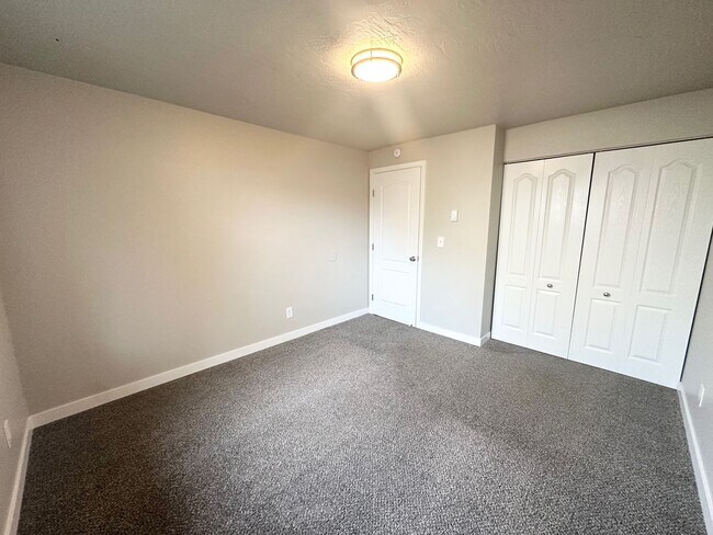 Building Photo - 211 N Indiana Ave