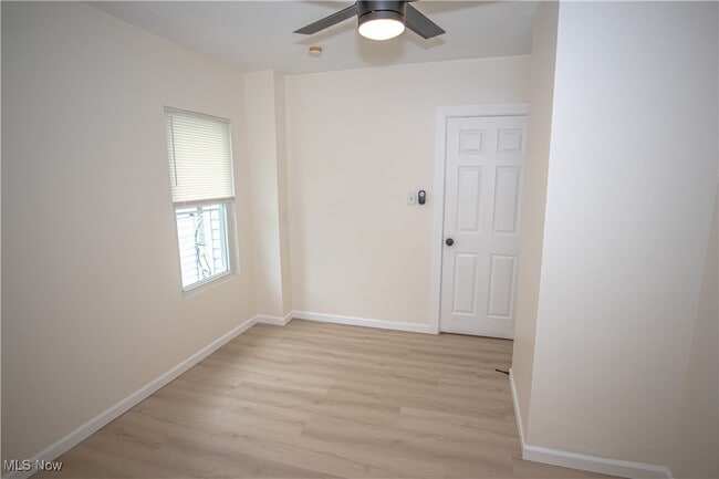 Building Photo - 3219 W 86th St