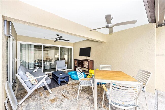 Building Photo - 3905 Glen Oaks Manor Dr