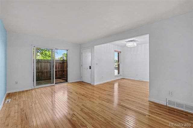 Building Photo - 9472 W Utah Pl