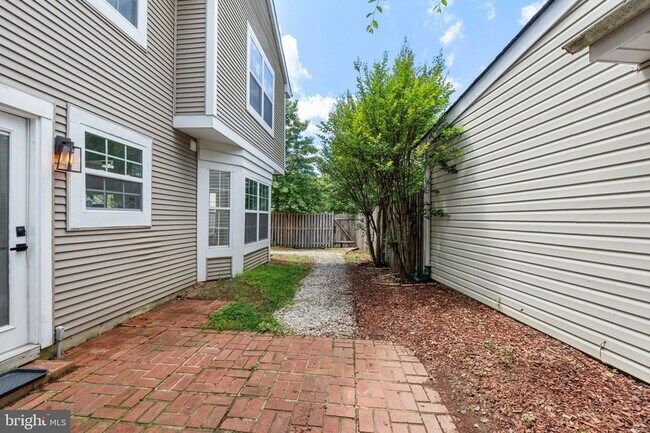 Building Photo - 6117 Blue Whale Ct