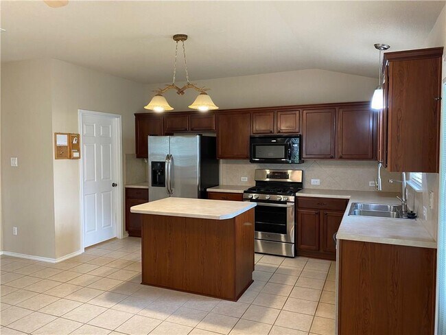 Building Photo - 2305 Butler Way