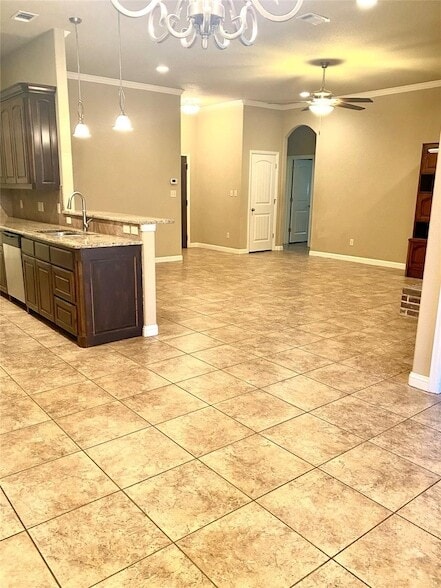 Building Photo - 740 Westgate Dr