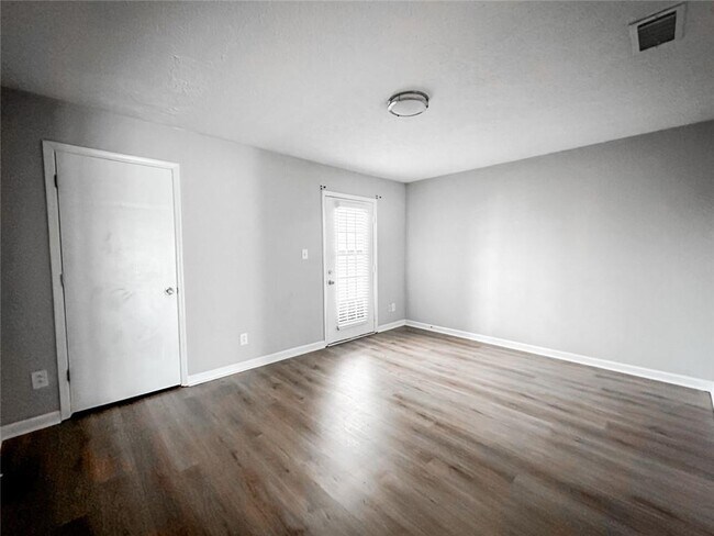 Building Photo - 2498 Hidden Cove Ct