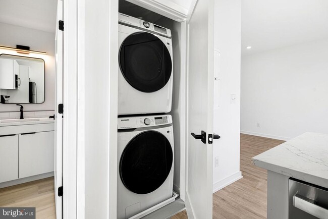 Building Photo - 701-7 Cecil B. Moore Ave