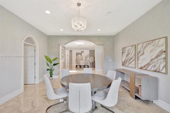 Building Photo - 4610 SW 178th Ave