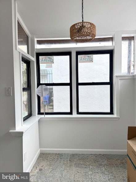 Building Photo - 781 S 3rd St