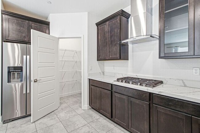 Building Photo - Beautiful 4-Bedroom Inspirada Home with Loft, Upgraded Kitchen & Private Backyard
