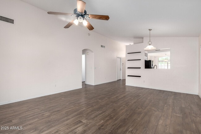 Building Photo - 6606 W Prickly Pear Trail