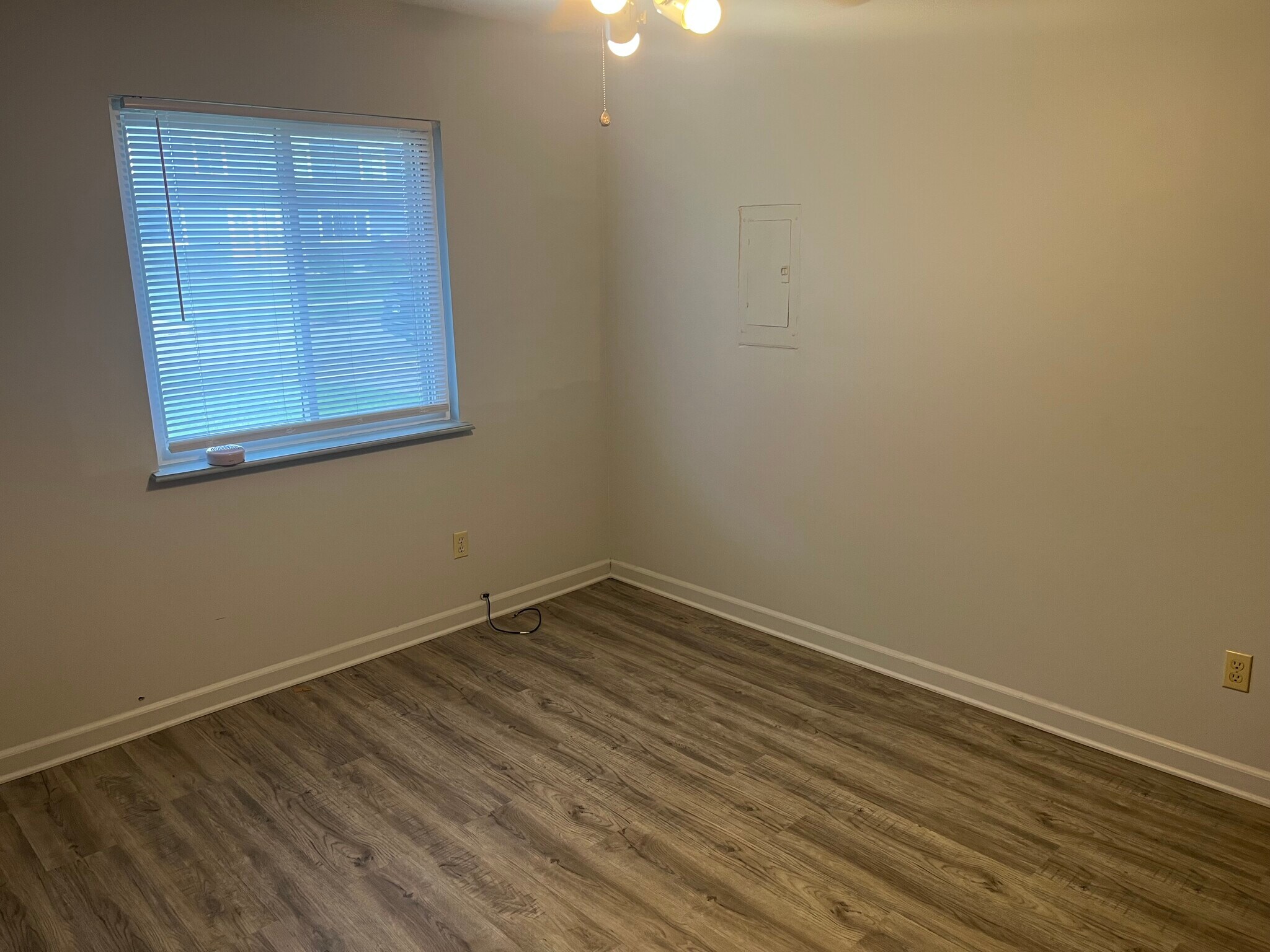 Bedroom - 180 Grand Manor Dr