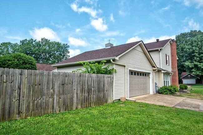 Building Photo - 2598 Cedar Ridge Dr