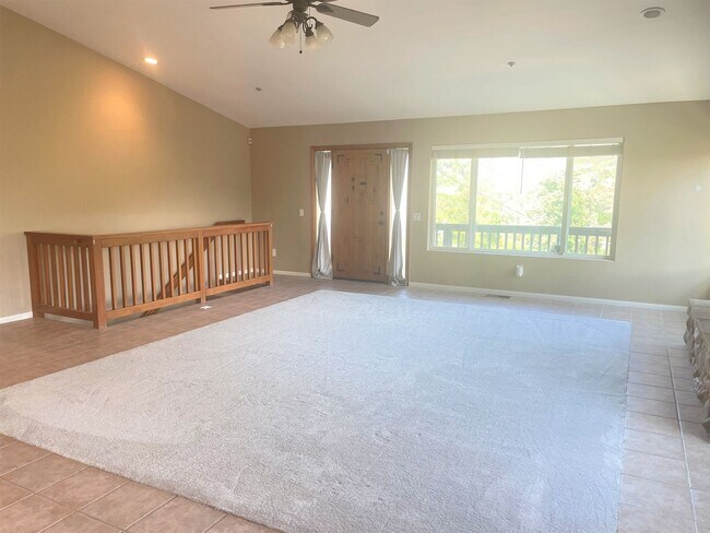 Building Photo - Views Galore from this Harbison Canyon Home!