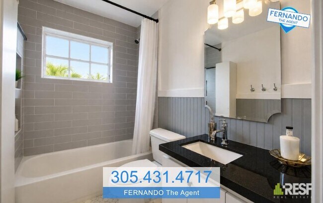 Building Photo - 5380 SW 92nd Ave