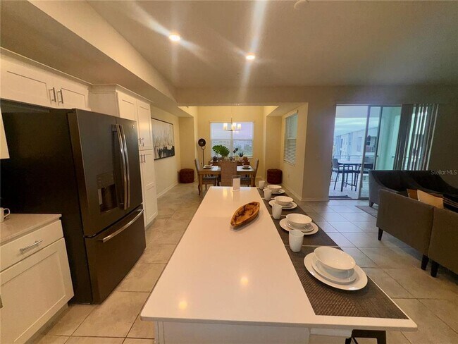 Building Photo - 3150 Paradox Cir