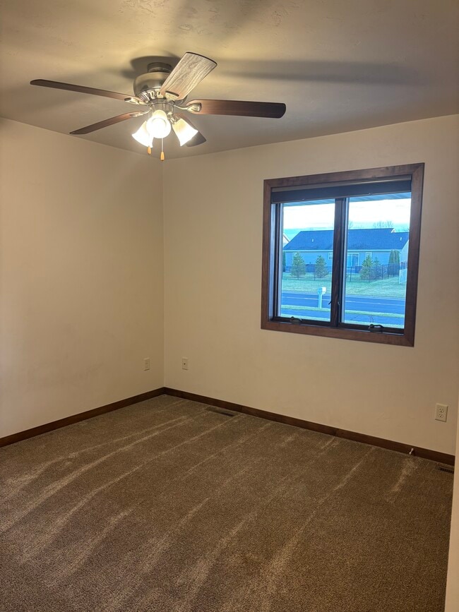 Building Photo - 2382 Jacobsen Rd